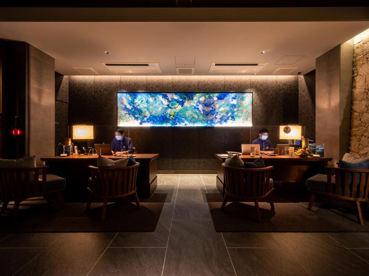 One Suite The Grand Nakijin Bagian luar foto