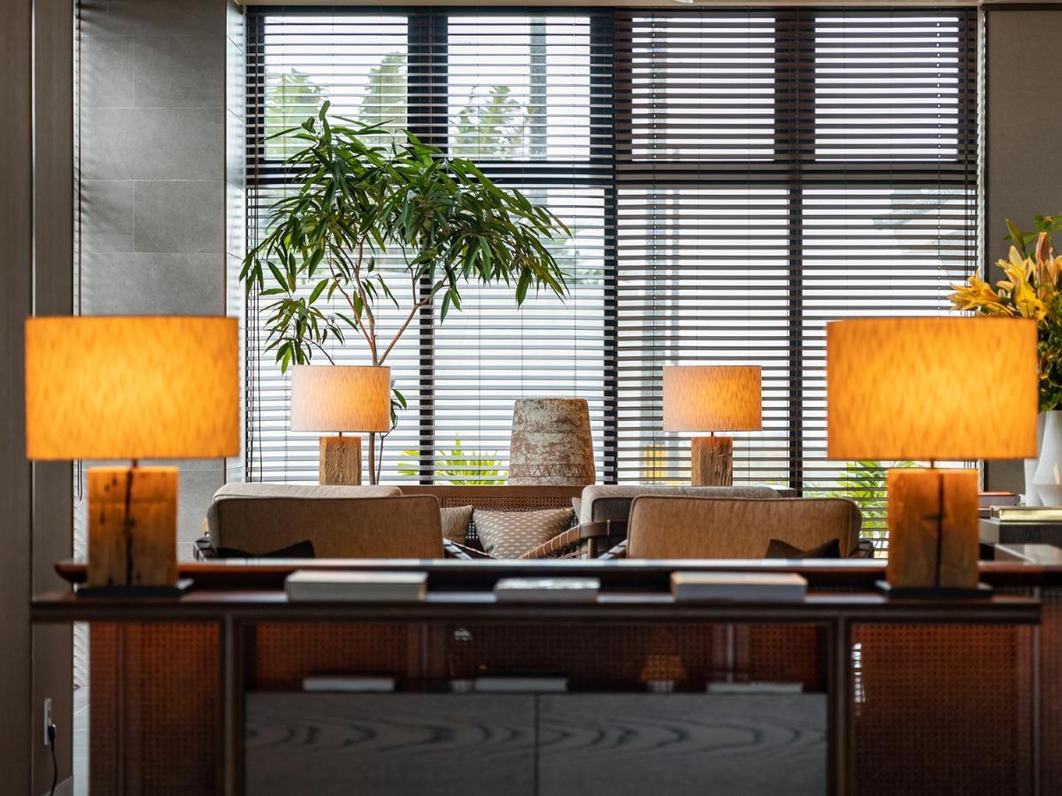 One Suite The Grand Nakijin Bagian luar foto