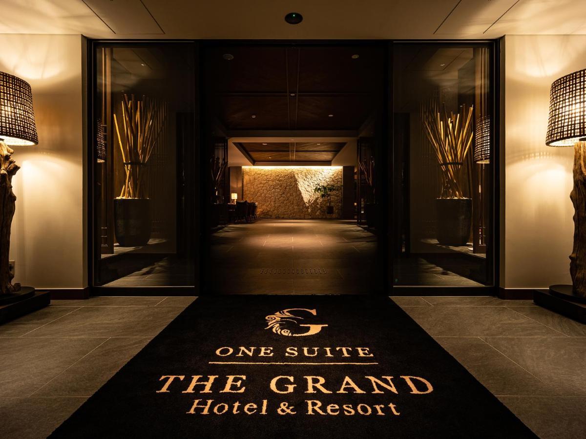 One Suite The Grand Nakijin Bagian luar foto